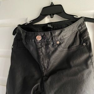 1822 Waxed Black Jeans